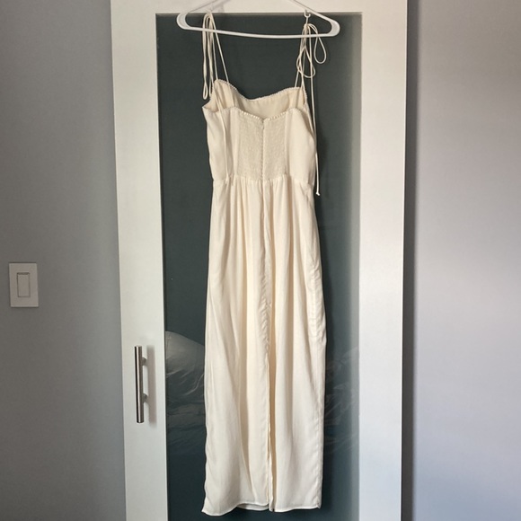 Reformation Savona dress in ivory - Picture 2 of 8